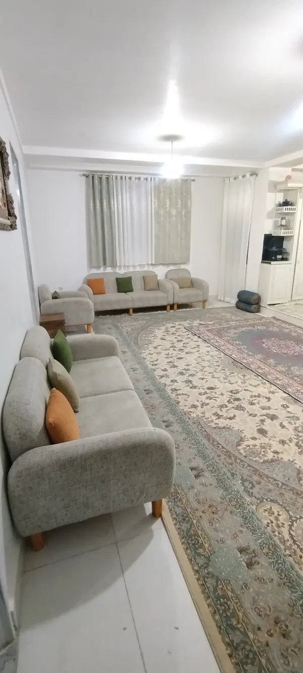 شهرک جهاد طبقه اول 90 متری شخصی ساز