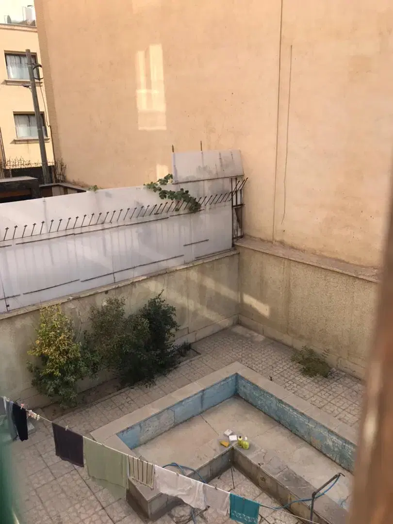 آپارتمان ۲ طبقه مناسب جهت سکونت یا ساخت
