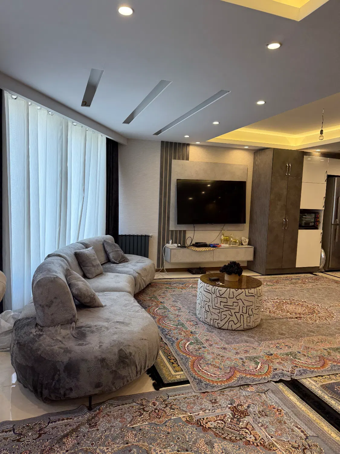فروش آپارتمان دو خوابه بلوار صلح