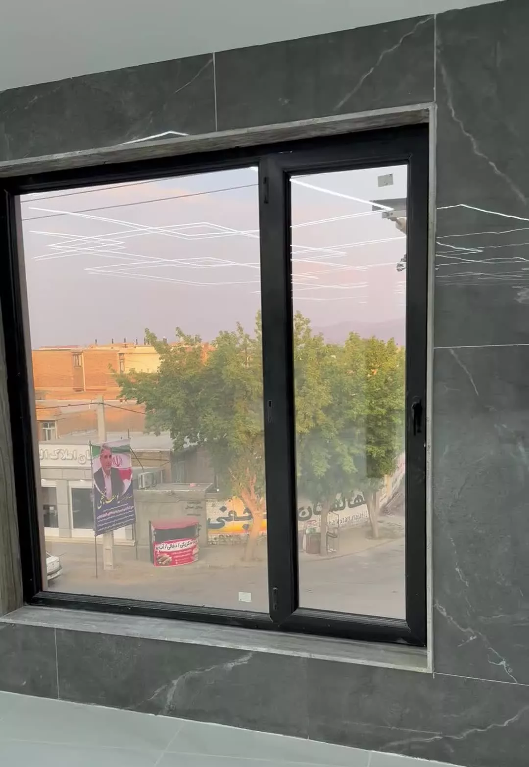 دفتر اداری -مطب میدان مادر