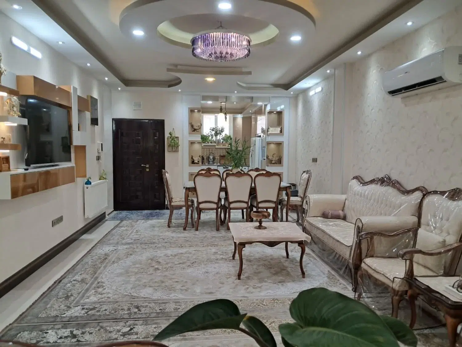 منزل زیبا و شیک نزدیک زاینده رود