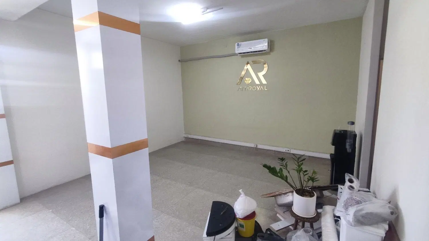 دفتر اداری و خدماتی در بهترین لوکیشن سنندج