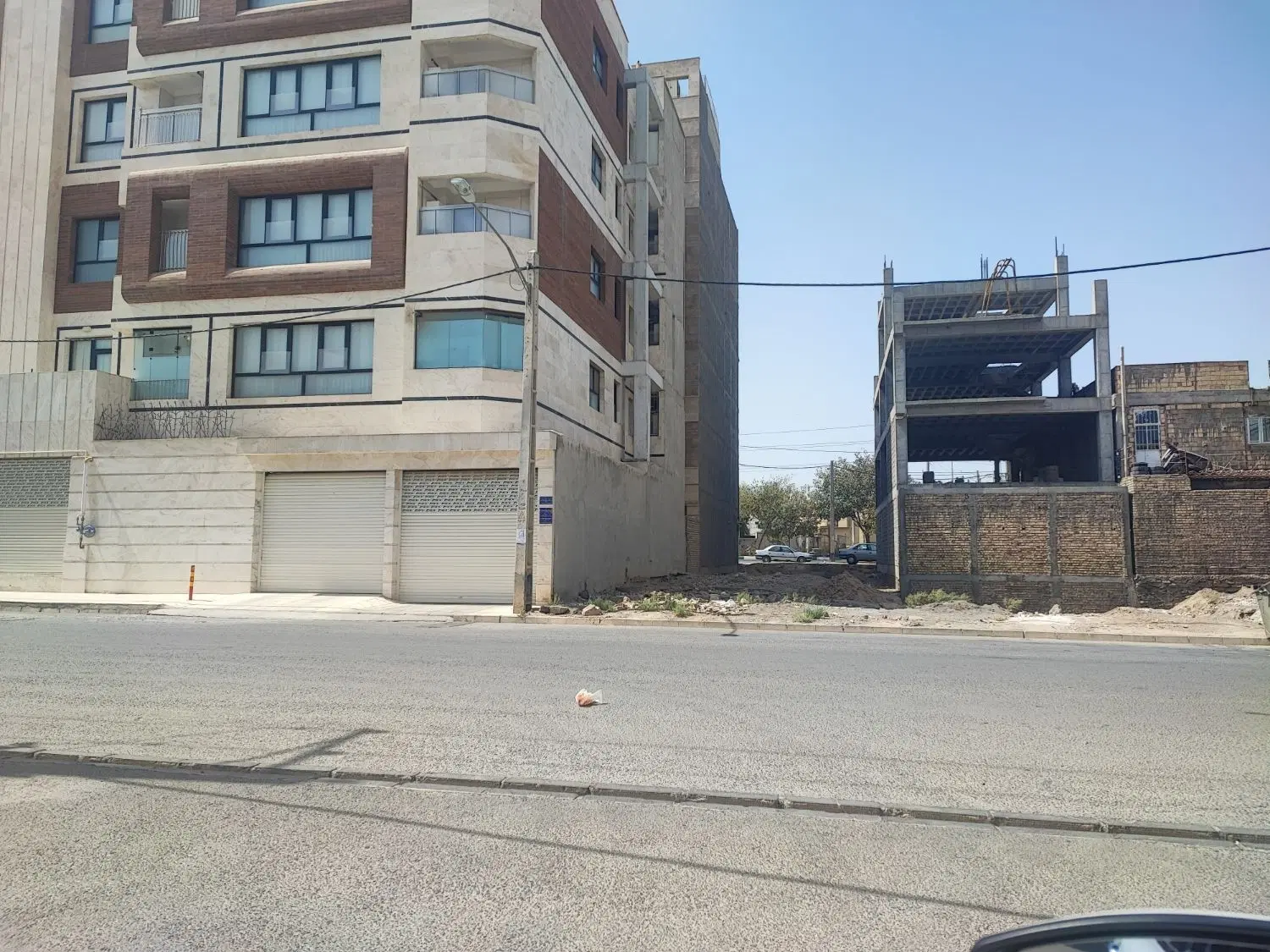 زمین  ۱۸۰ متر بر ۱۸ متری  بلوار بهادینی