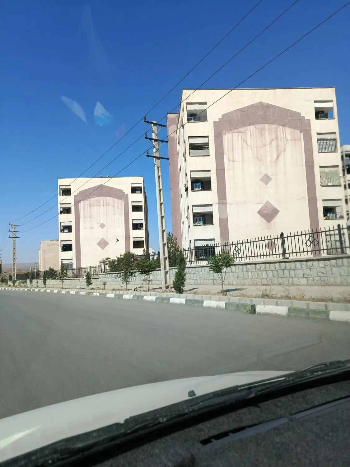 هسا سه دو خوابه دو کله نور گیر خام