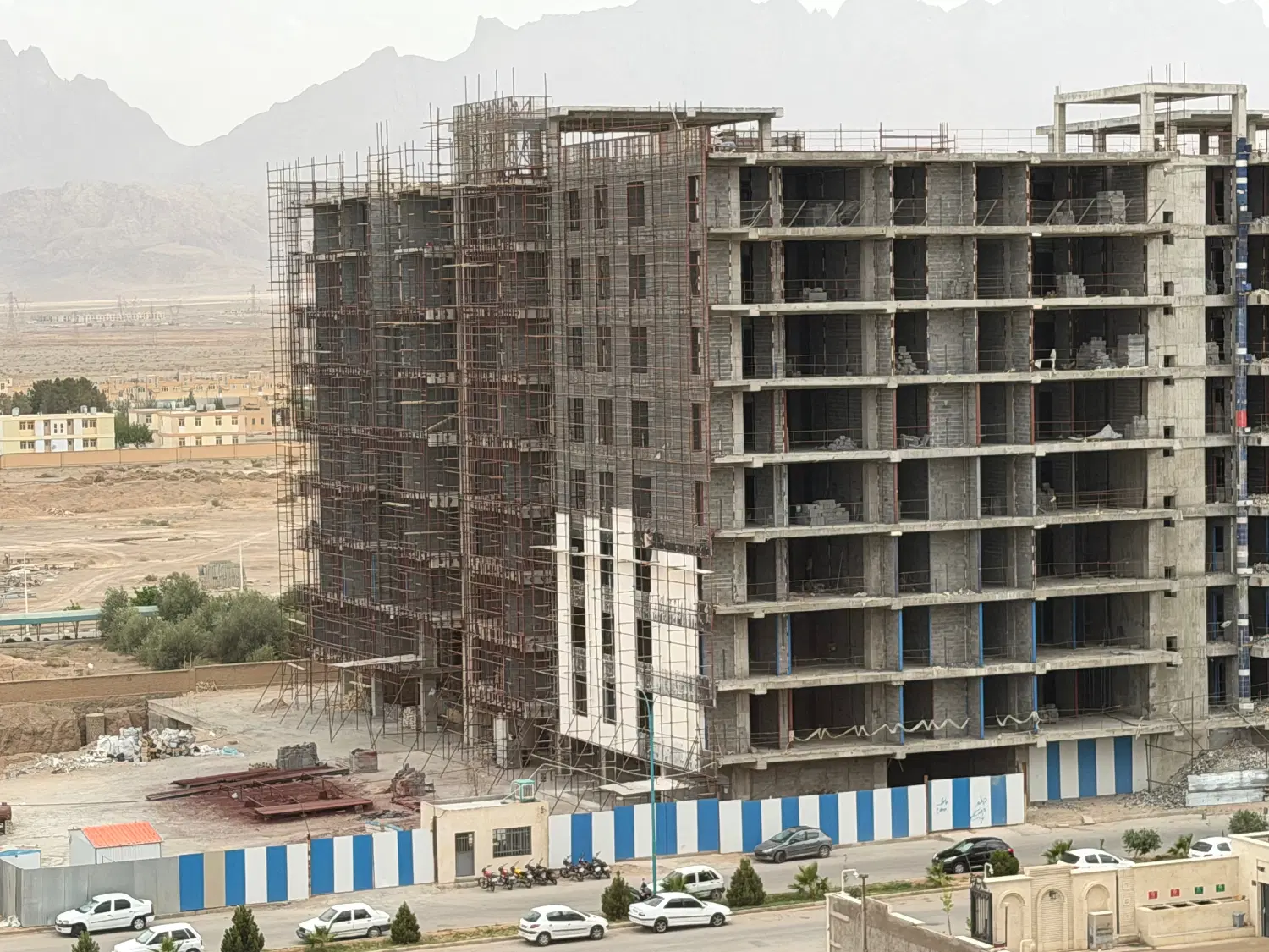 پیش فروش یک واحد آپارتمان