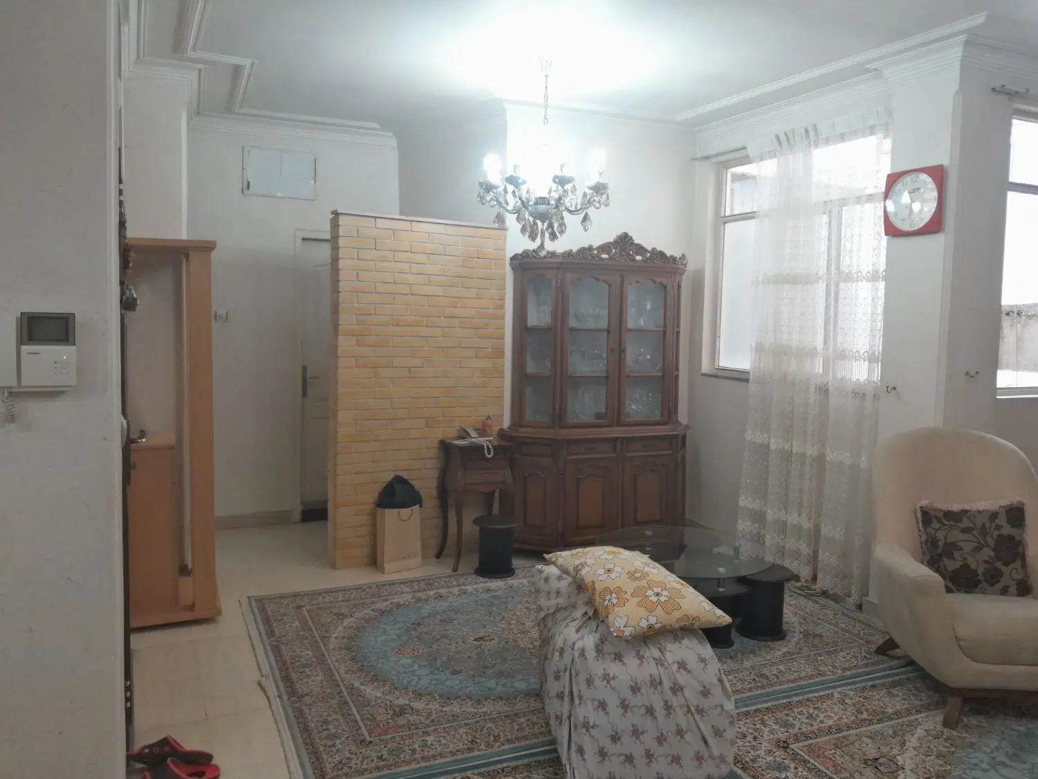 ۹۰متری اجاره ۳ طبقه تک
