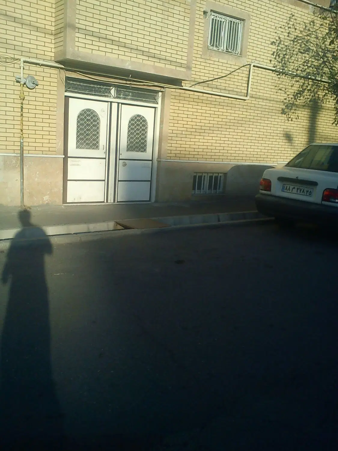 زیرزمین برای انباری