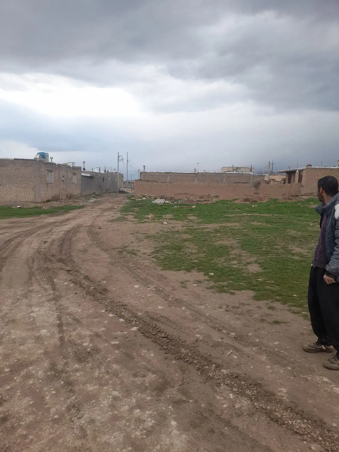 زمین برای فروش روستایی دهقان اباد