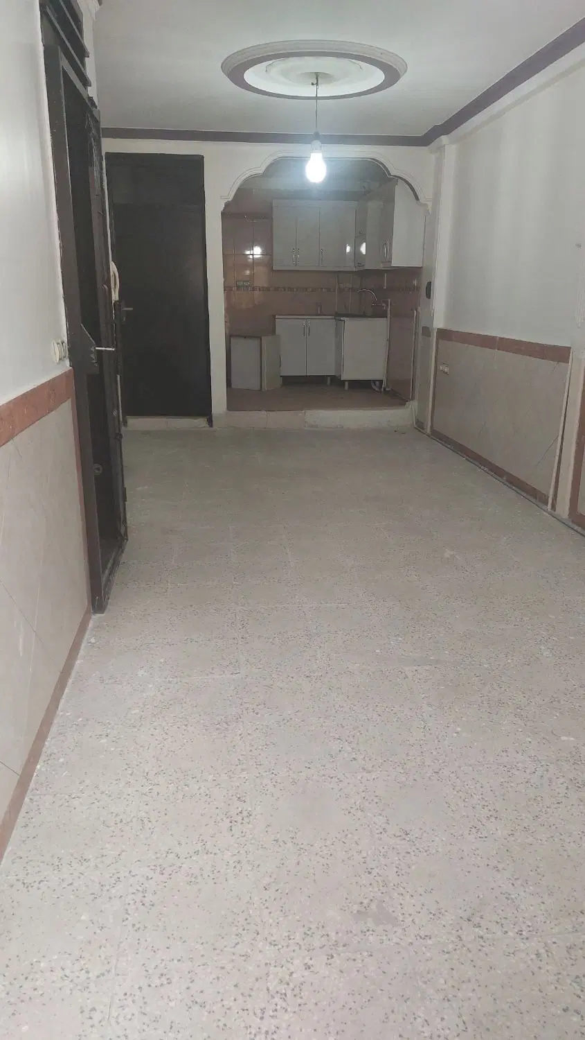 آپارتمان ۵۷ متری _خ مقداد  ک شاهد سوم