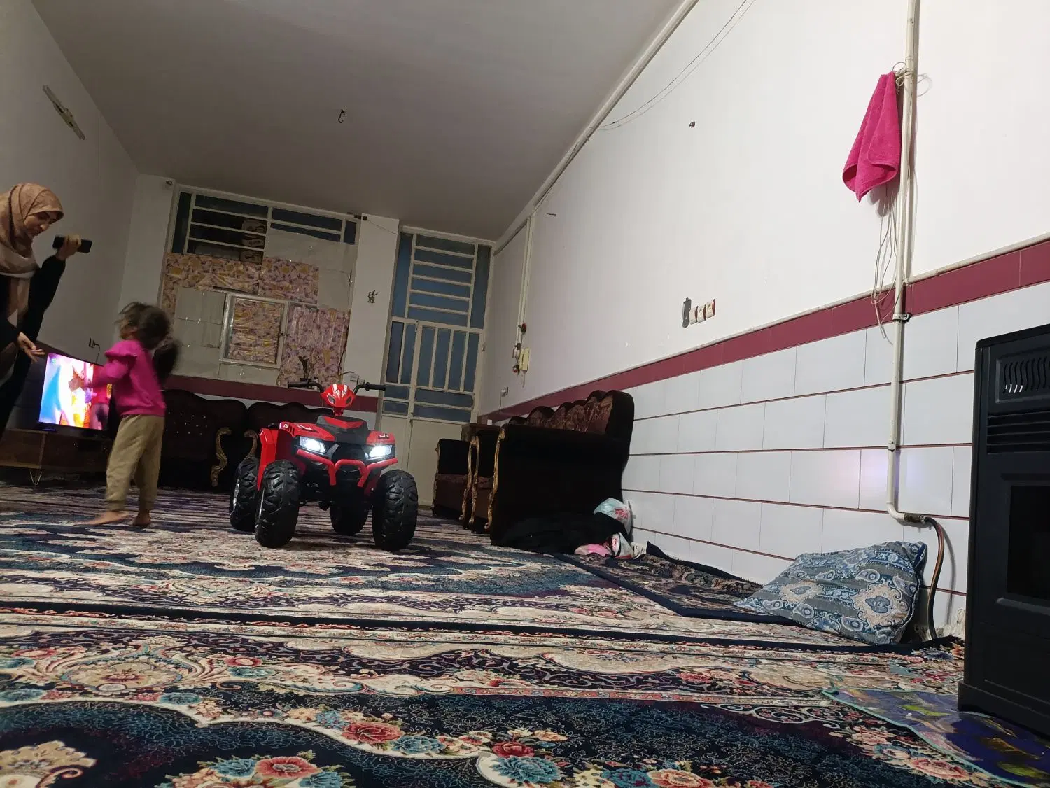 خانه اجاره ای پشت پمپ بنزین روبروی بیمارستان