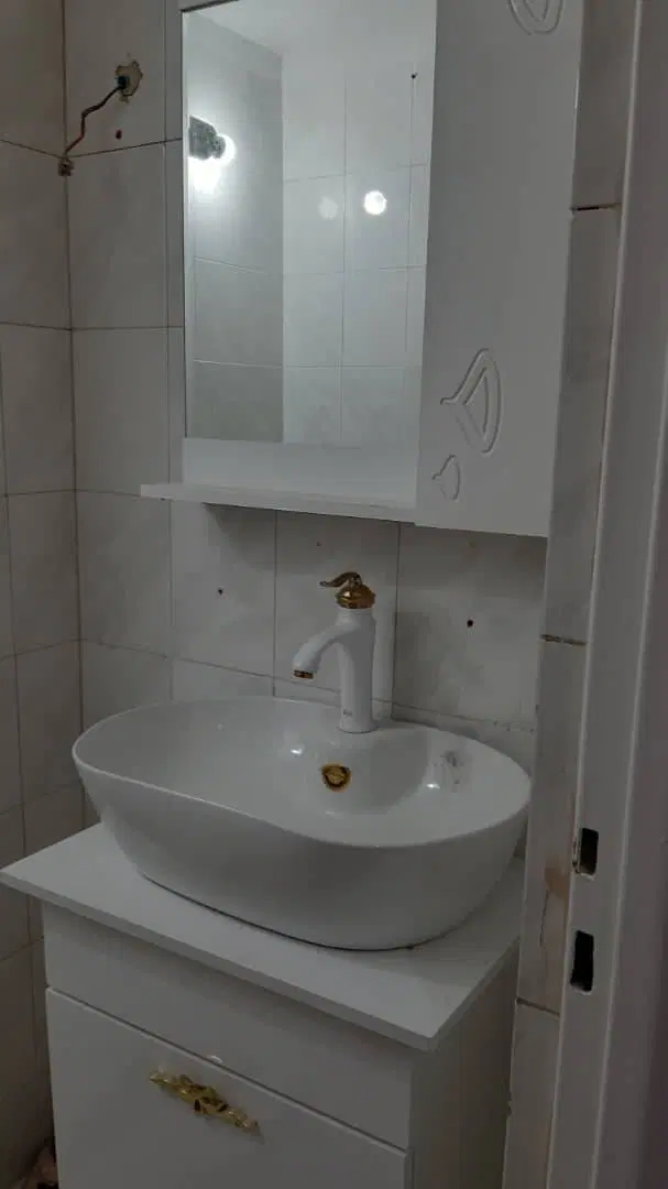 فروش ۱۲۷ متری امیددژبان