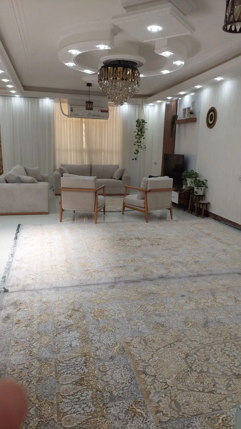 خانه مسکونی طبقه دوم