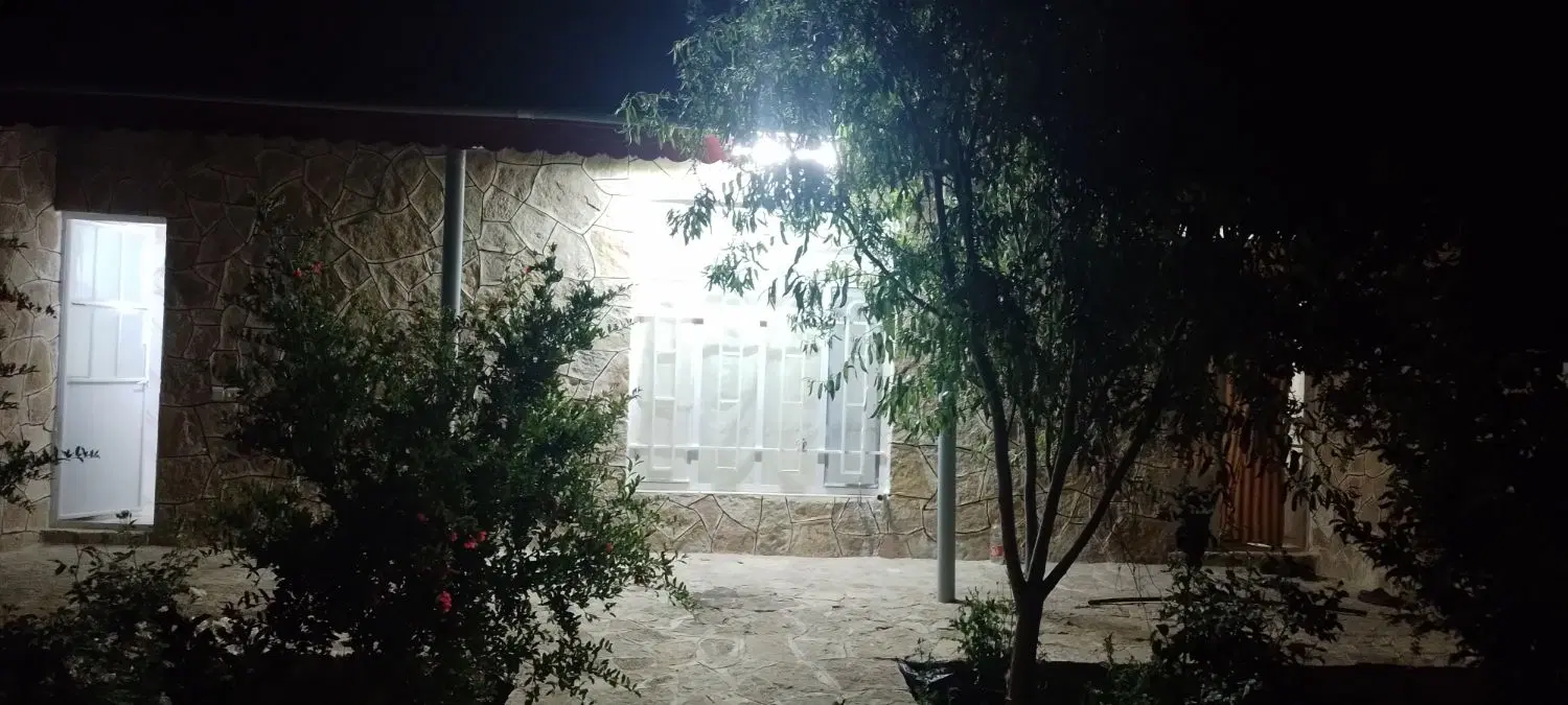 باغ ویلا سنددار