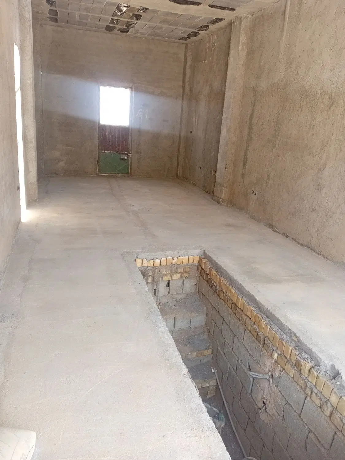 مغازه 40 متری. تجاری بهاران