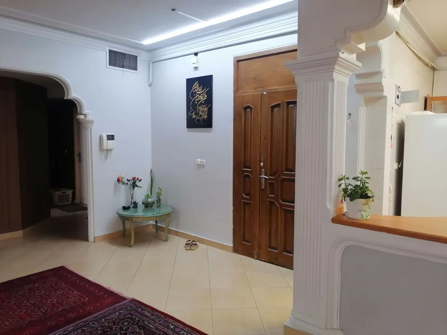 آپارنمان ۱۵۰ متری تمیز و مرتب