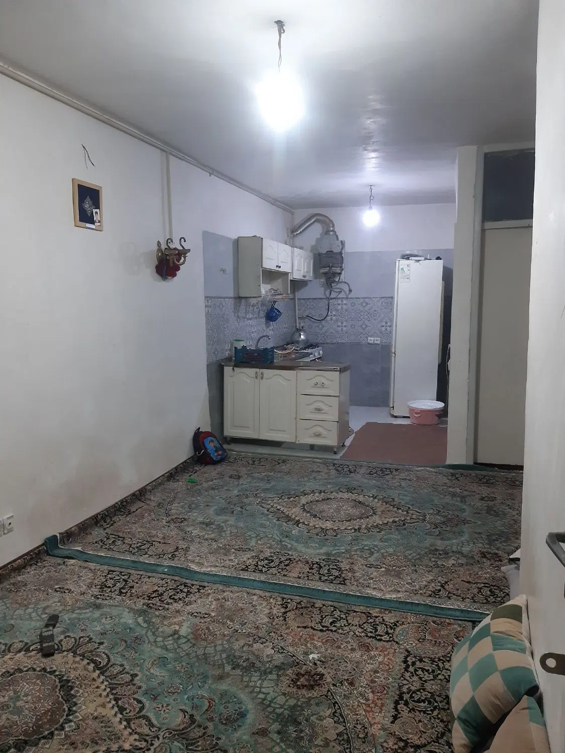 واحد ۵۰متری  طبقه همکف راه جدا