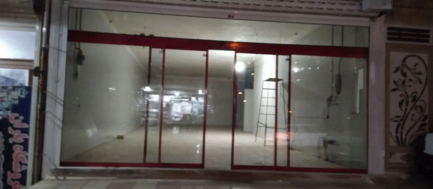 مغازه ۱۷۰ متری اجاره ای