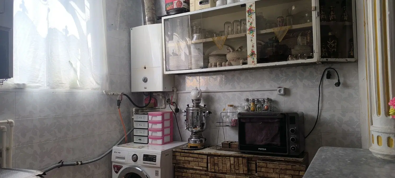 خانه مسکونی پشت پارک معلم