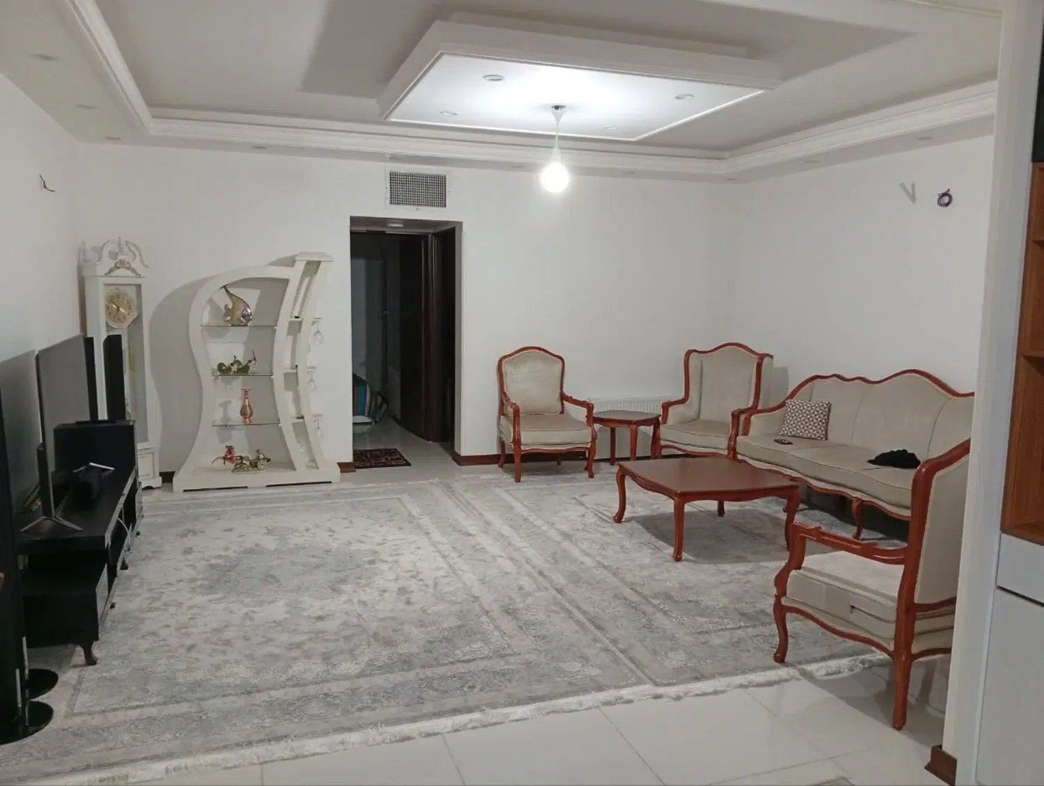 واحد ۹۰ متری