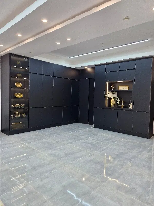 آپارتمان مدرن سند دار ۲۰۰ متر +۲۰ متر حیاط خلوت