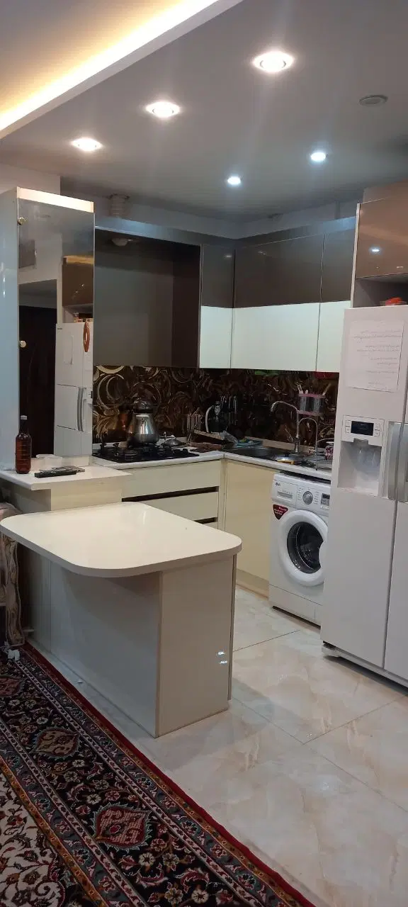 آپارتمان تک واحدی