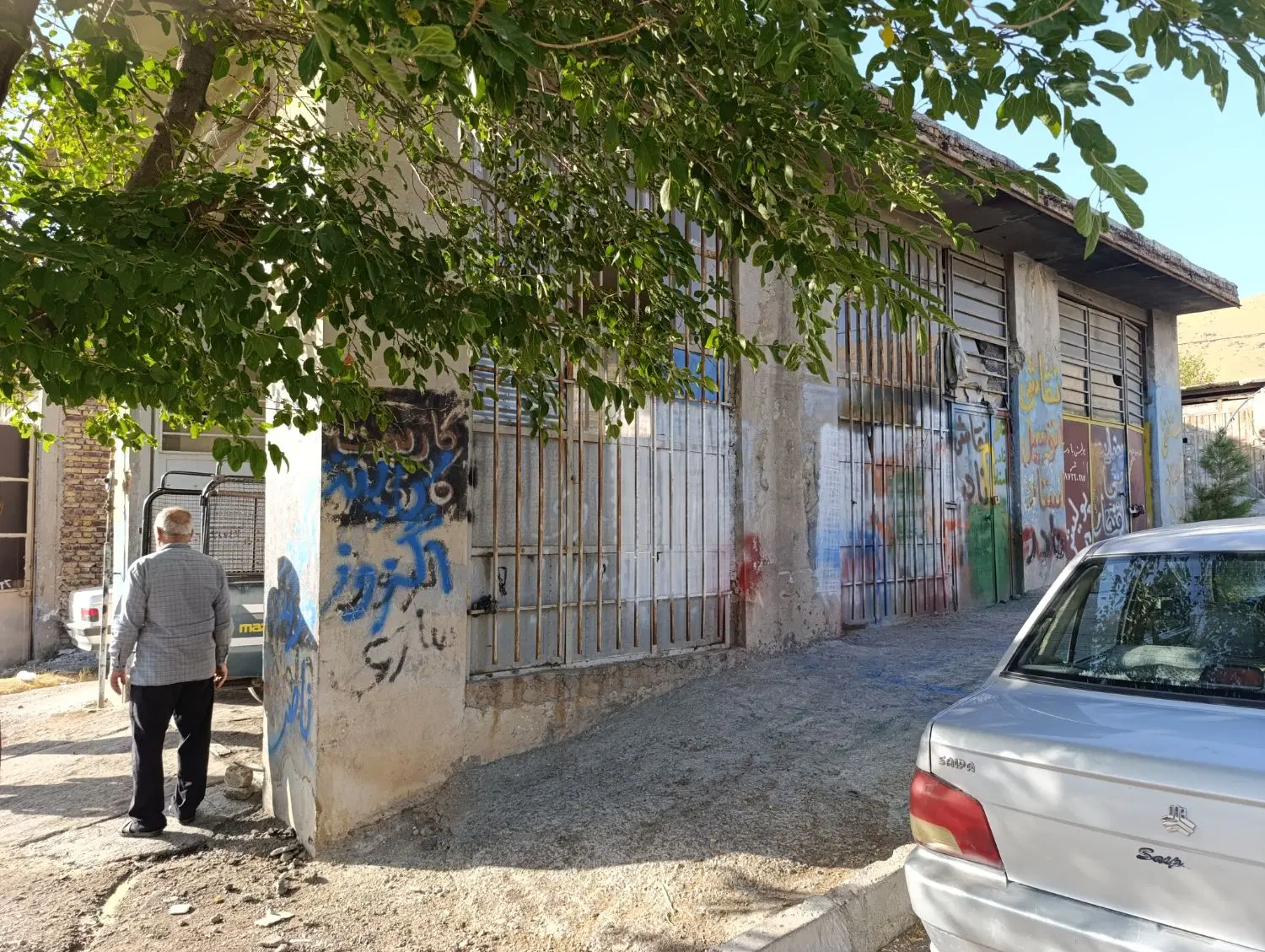 باب مغازه شهرک صنعتی دوبر جنوبی