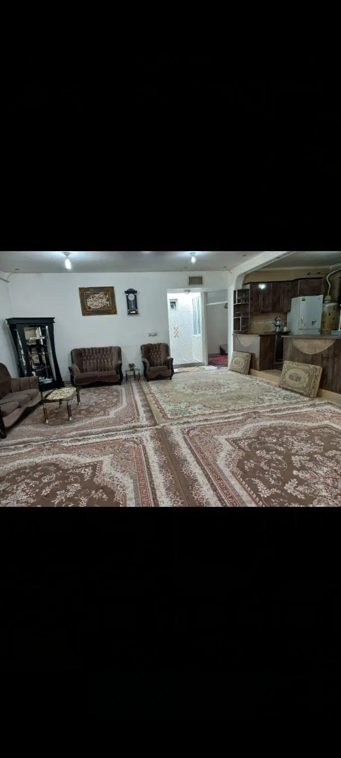 اجاره  ویلایی در دو طبقه شهرستان سنقر شهرک ولیعصر