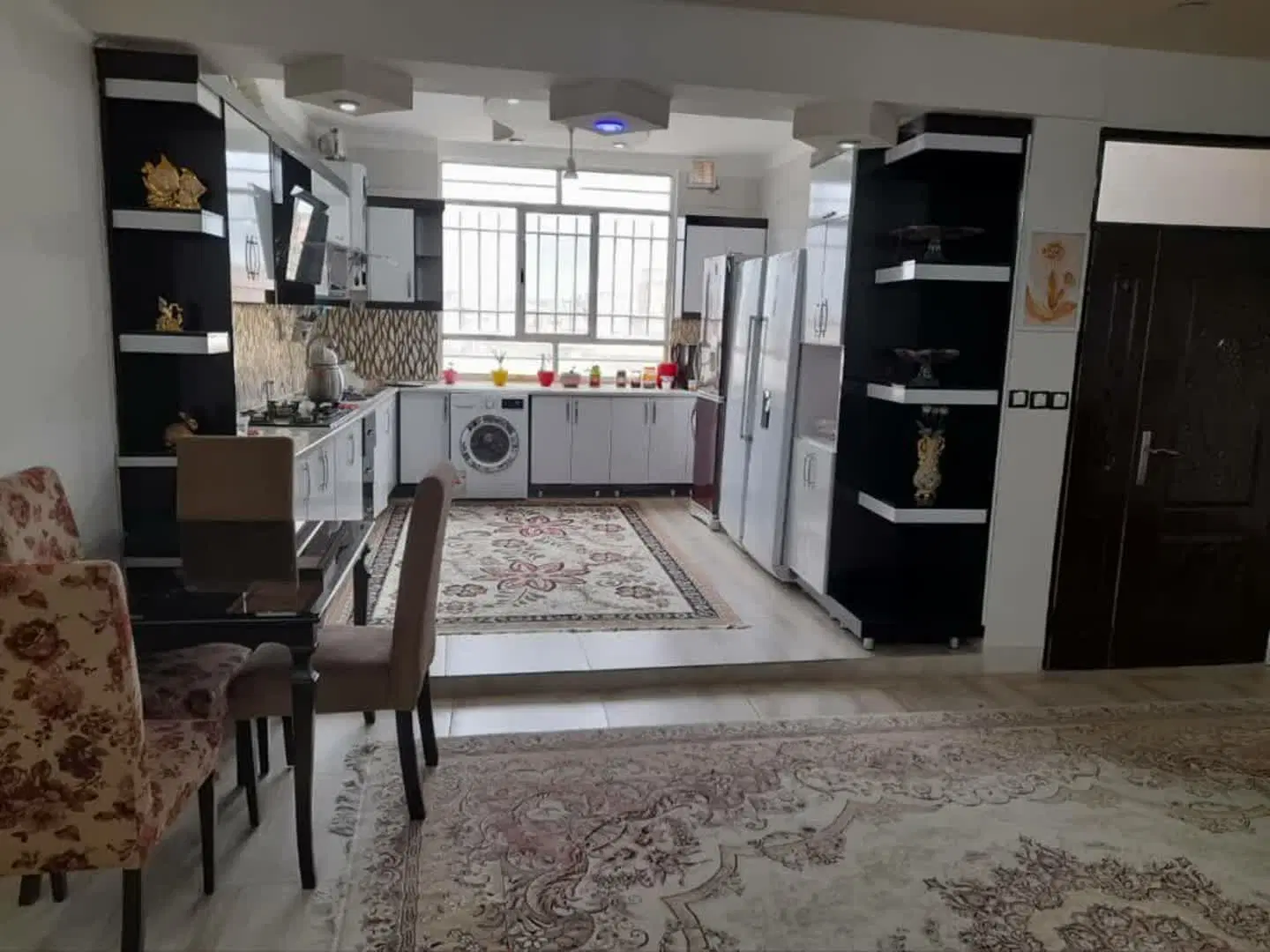 آپارتمان دربست  اوایل بلوار دانشگاه