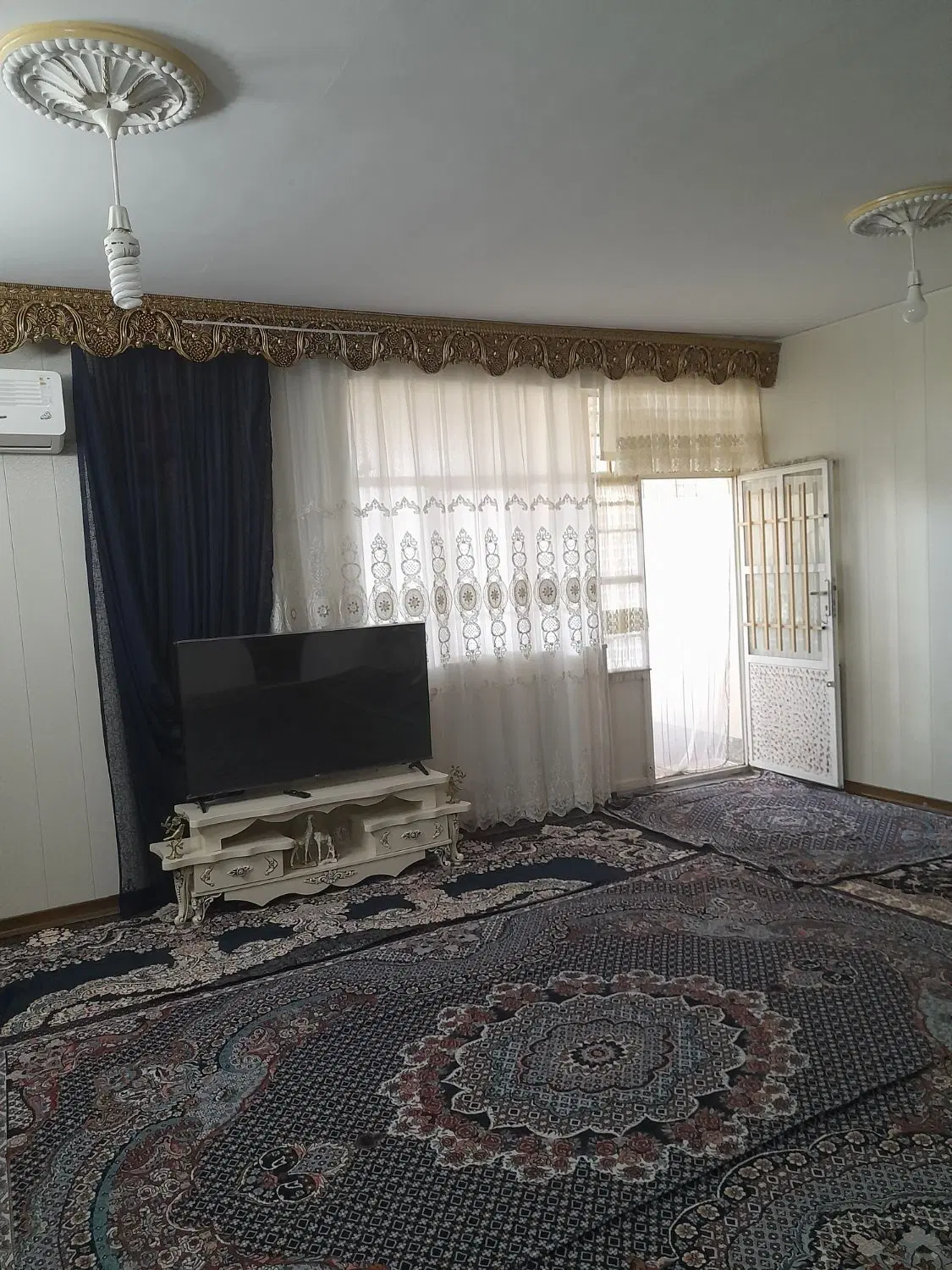 منزل مسکونی ۹۰ متری دوطبقه