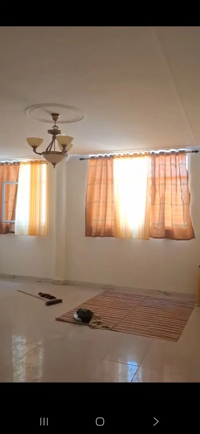 آپارتمان رهنی ۱۲۰ متری خیابان امام خمینی