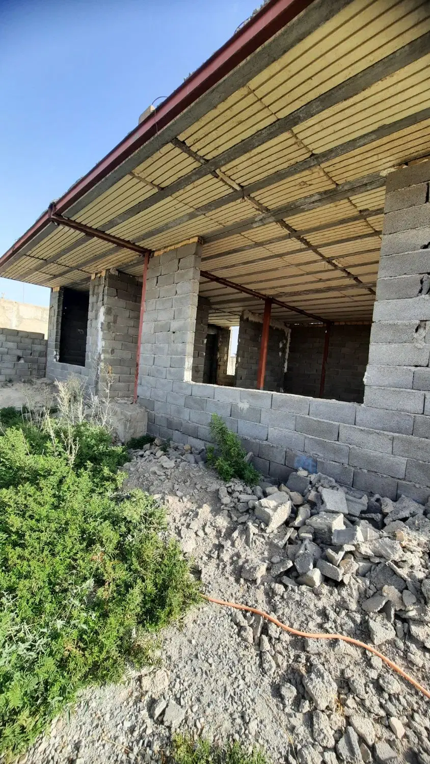 ۳۷۵متر ویلا نیمه کاره