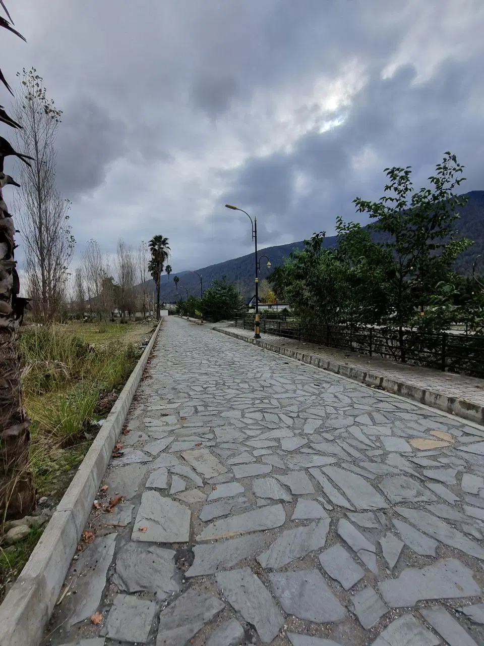 ۱۰۵۰ متر زمین نخ شمال_جواز_سند