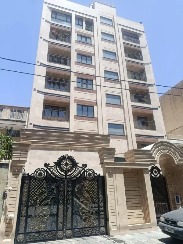 اپارتمان کلید نخورده ۳ خ فول امکانات(کریمشاهیان)