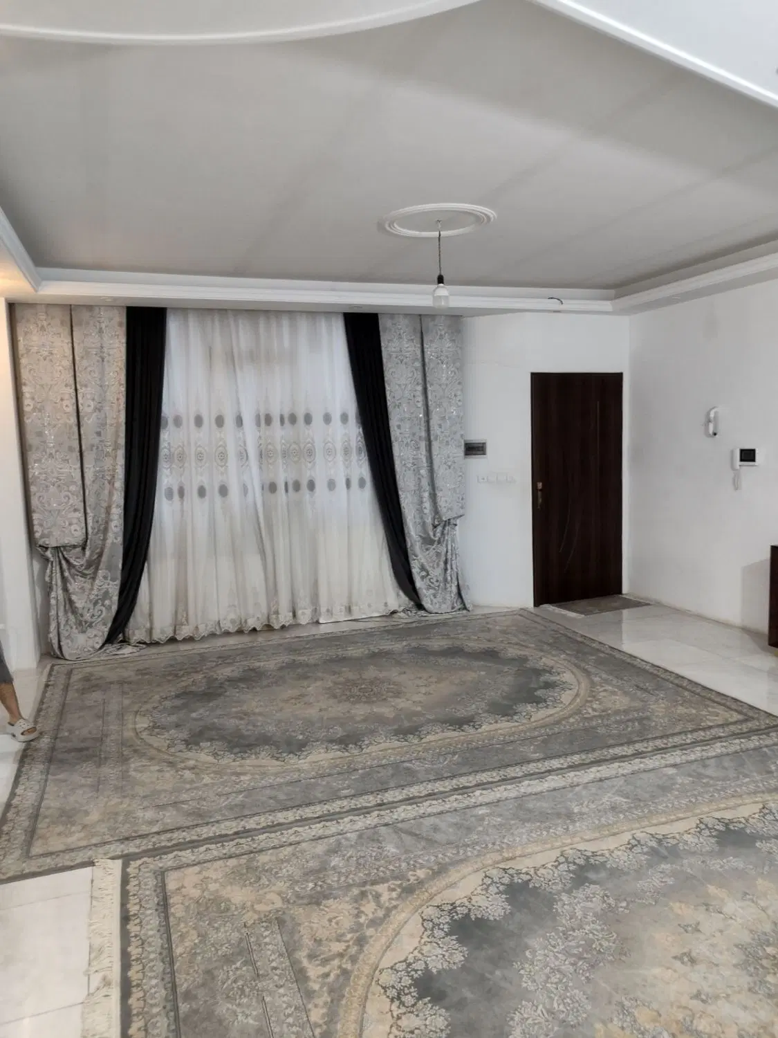آپارتمان مسکونی