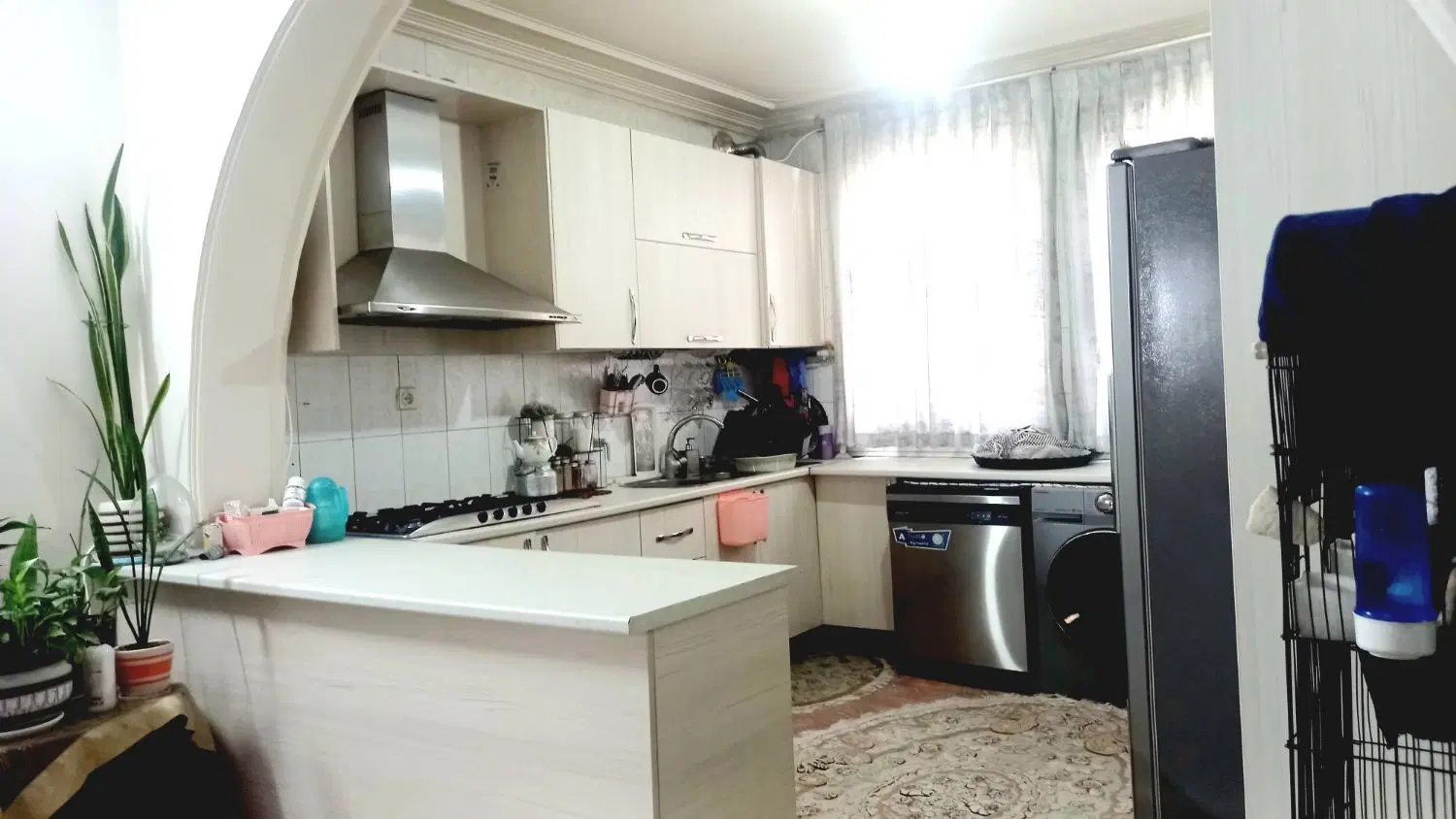آپارتمان تک واحدی بر خیابان خشکبارچی شرقی