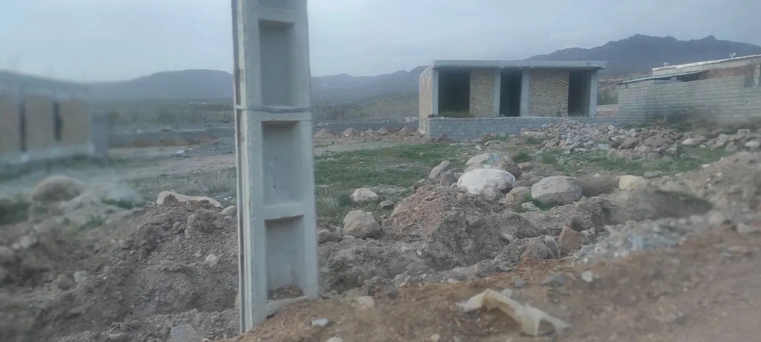 زمین در روستای گوغر بافت