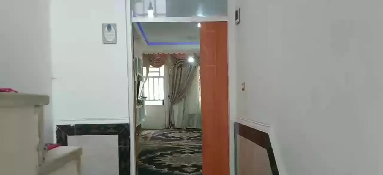 ساختمان ویلایی تعویض با ساختمان تجاری