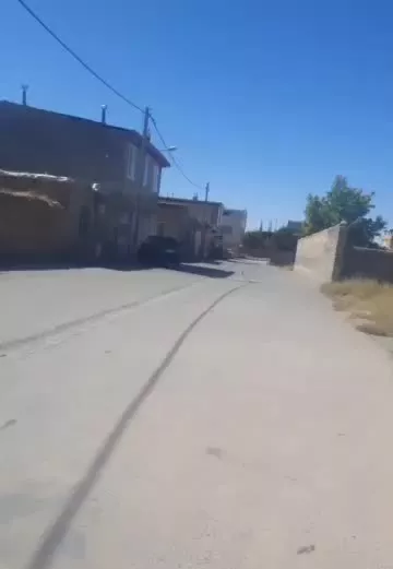 بهترین زمین پشت هتل
