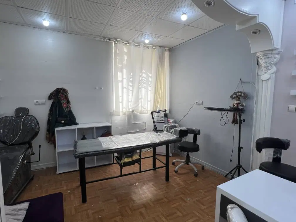آرایشگاه زنانه کیانپارس بالا خانه 23 سال سابقه