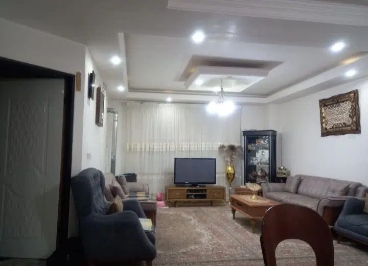 واحد ۷۳ متری سنددار افرا