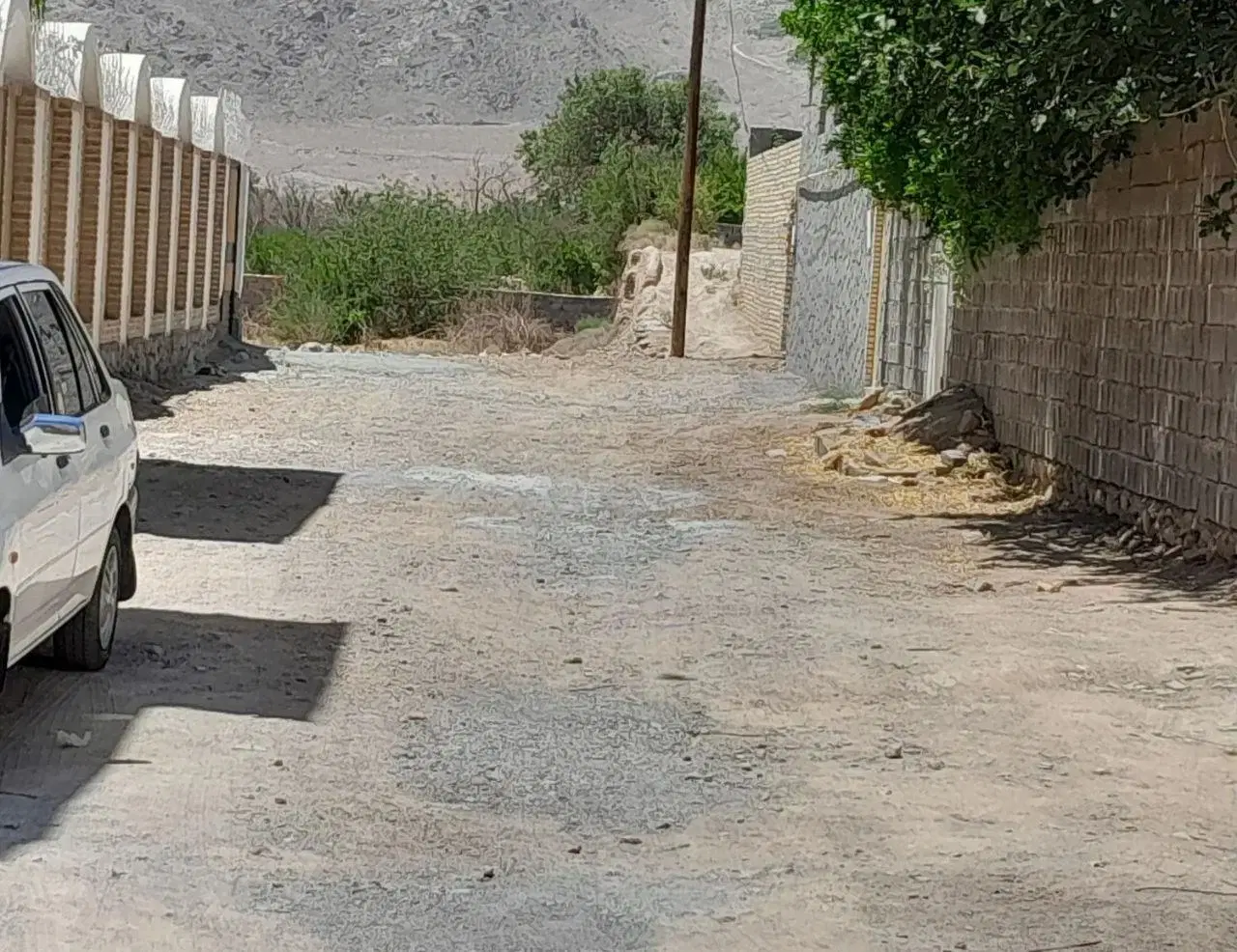 زمین فروشی