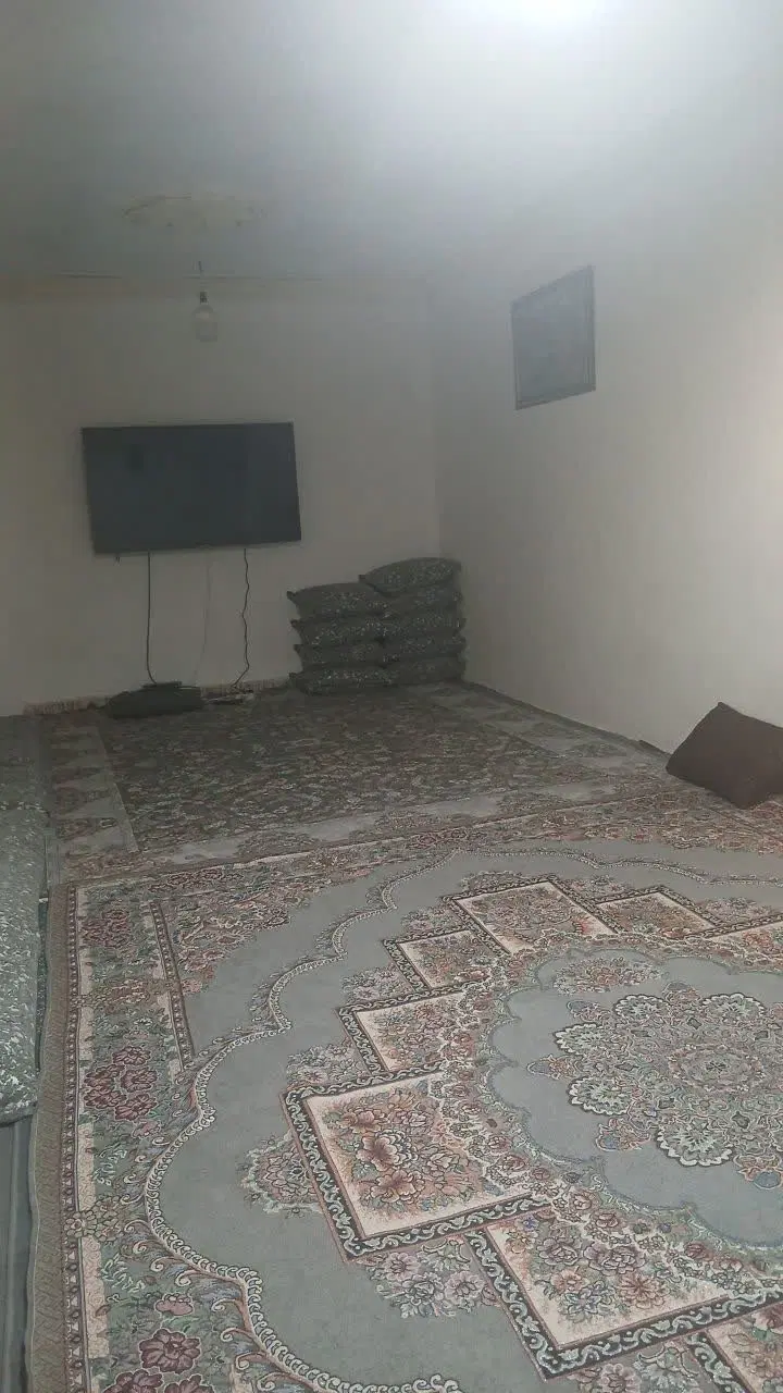 اجاره خانه ویلایی با مغازه حاشیه خیابون اصلی
