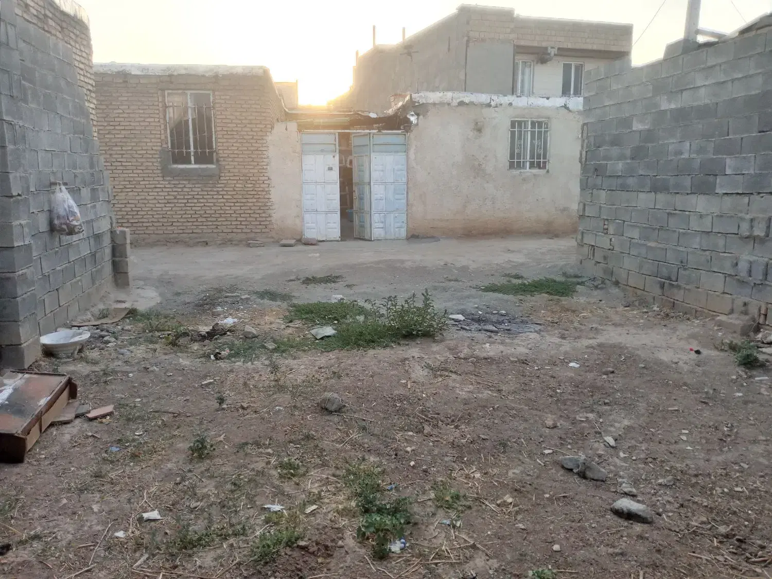 زمین کهریز