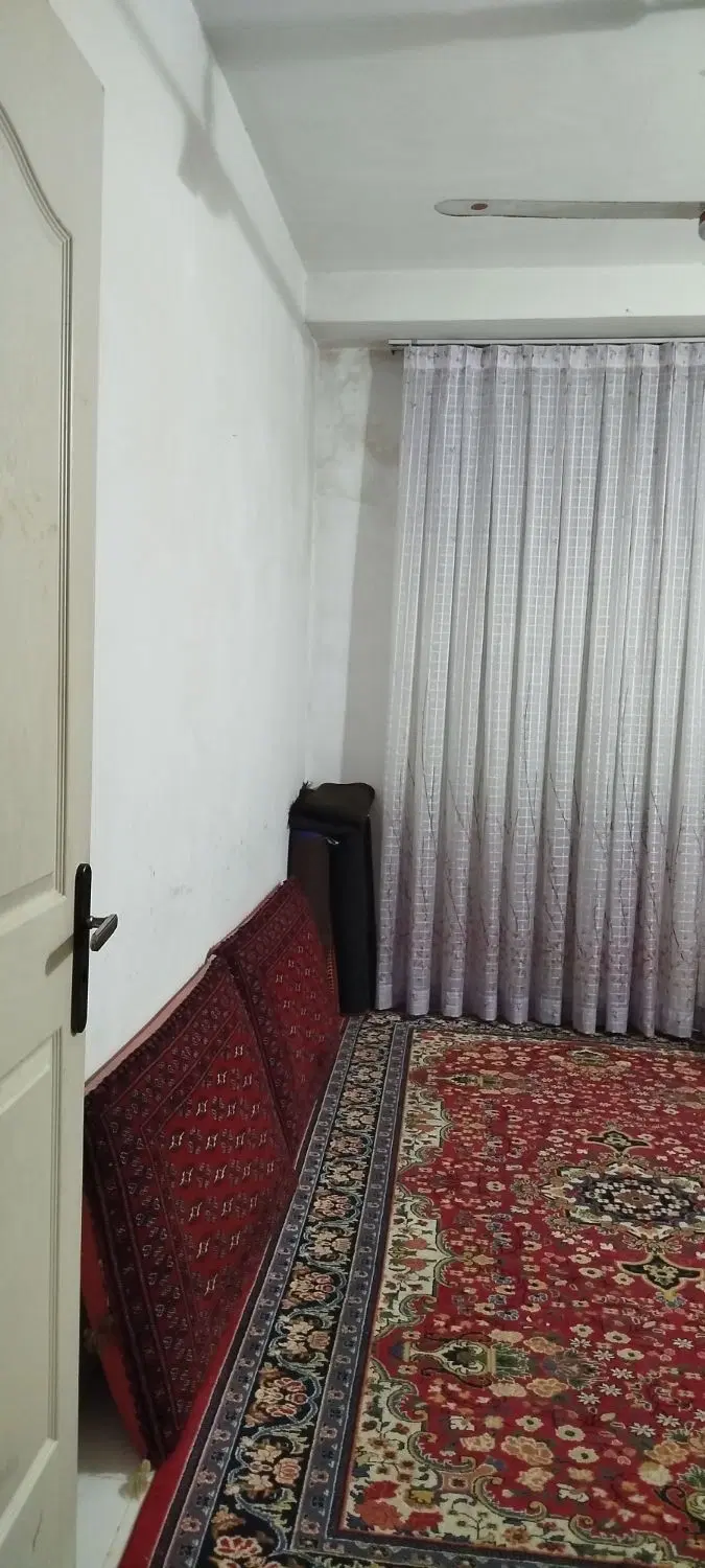 آپارتمان مسکن مهر پیر حاجی