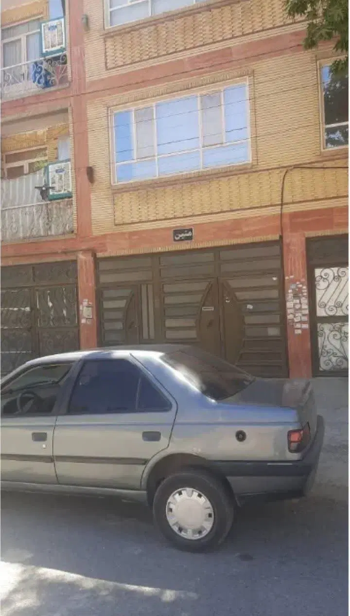 ویلا اپارتمان ۵ واحدی یکجا بر خیابان فرهنگیان فاز۲