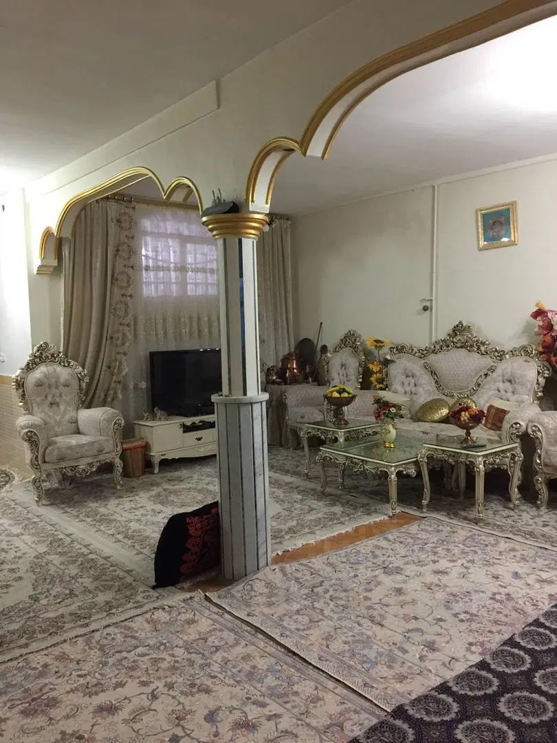 خانه ویلایی دوخواب، بالکن دار بهمراه مغازه