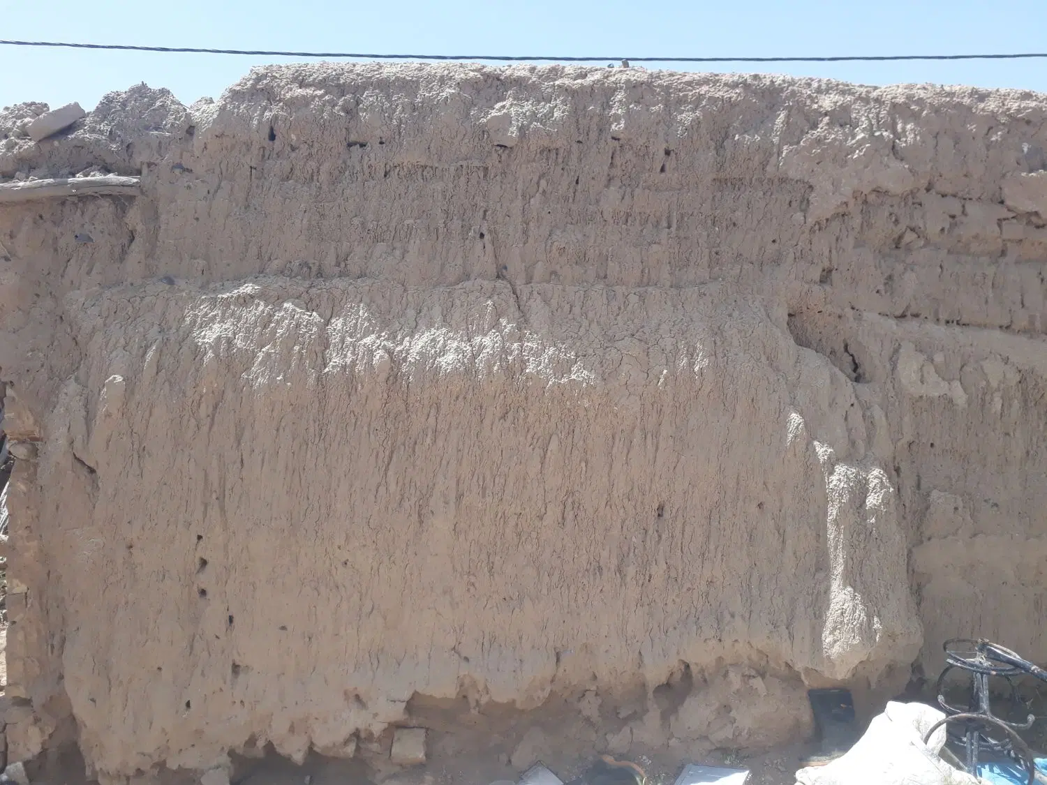 زمین فروشی