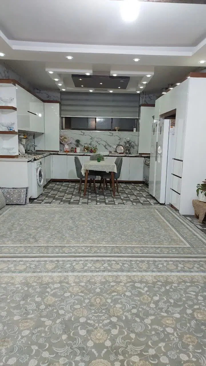 خانه ویلایی 2 طبقه دو نبش
