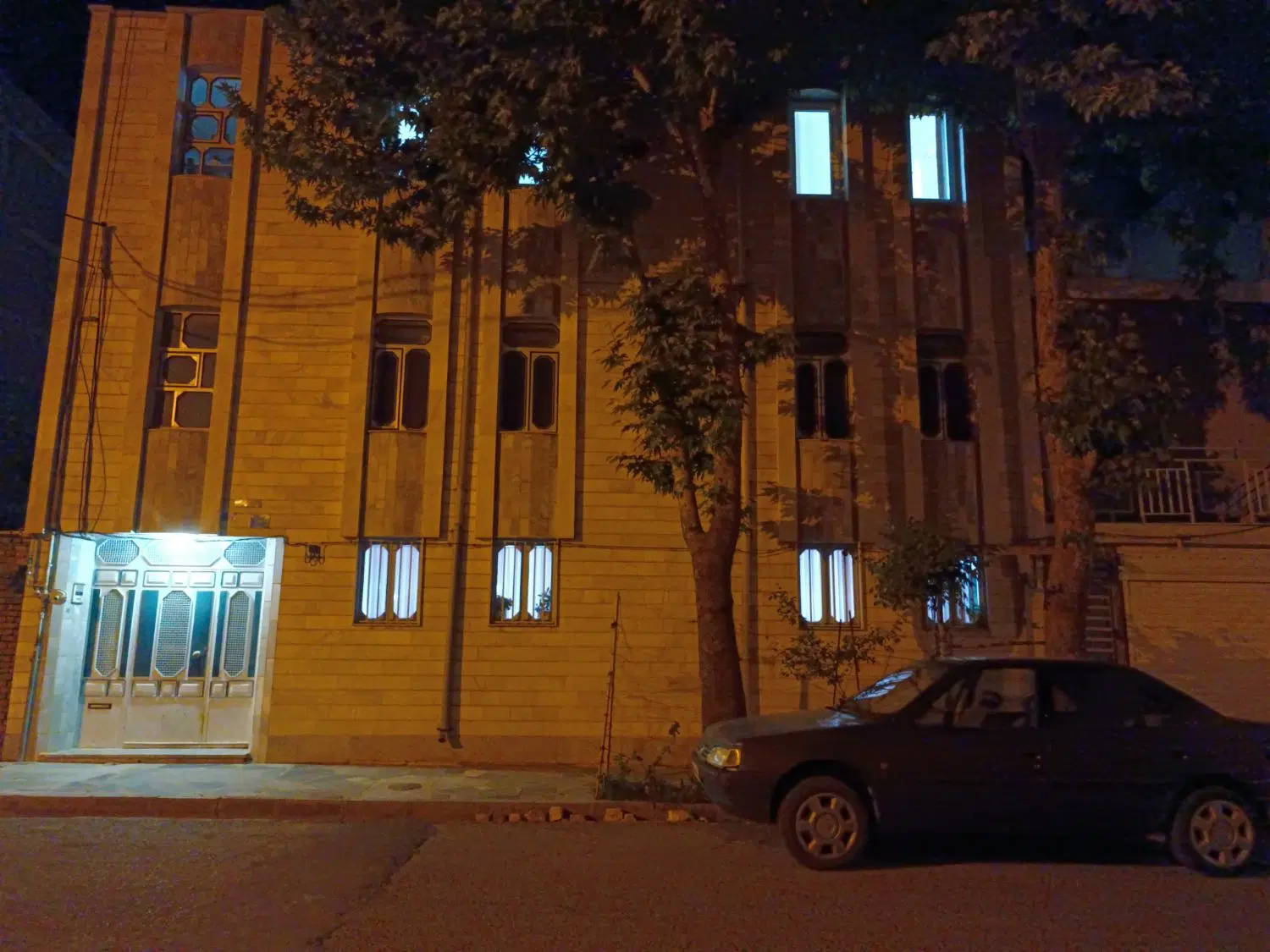اجاره ی آپارتمان مسکونی خیابان سعدی