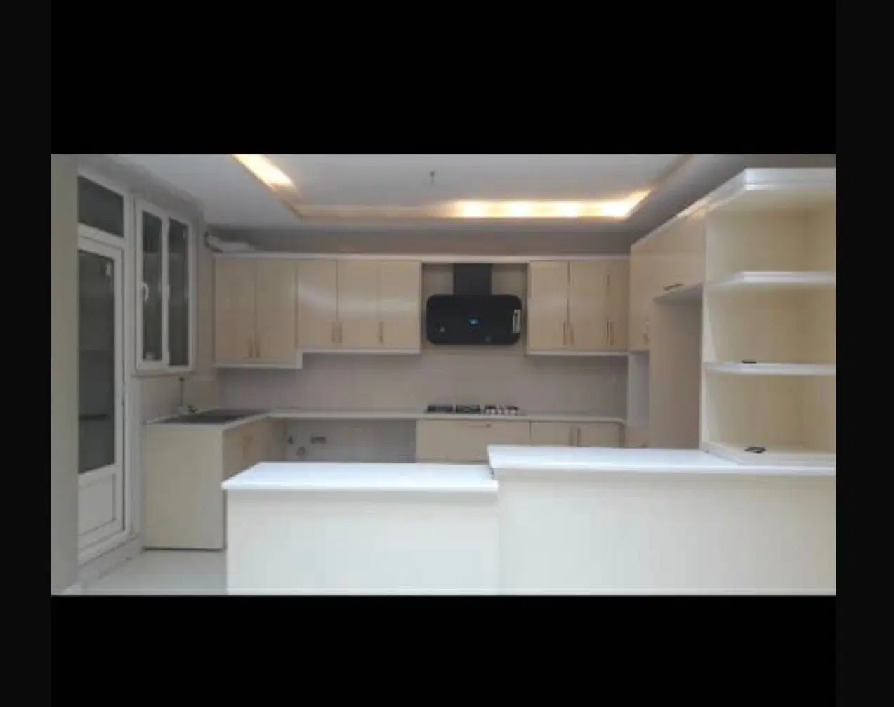 واحد۲۰۰متری تاپ لوکیشن
